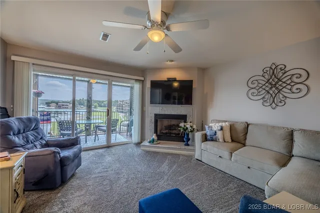 $239,000 | 93 Cedar Glen Court, Unit 3C, Camdenton, MO 65020