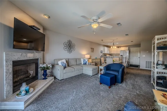 $239,000 | 93 Cedar Glen Court, Unit 3C, Camdenton, MO 65020