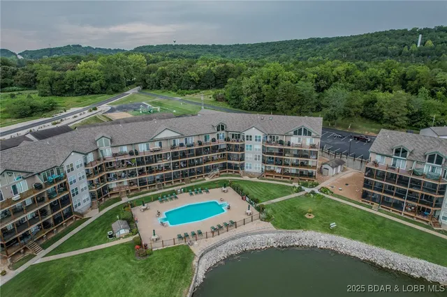 $239,000 | 93 Cedar Glen Court, Unit 3C, Camdenton, MO 65020