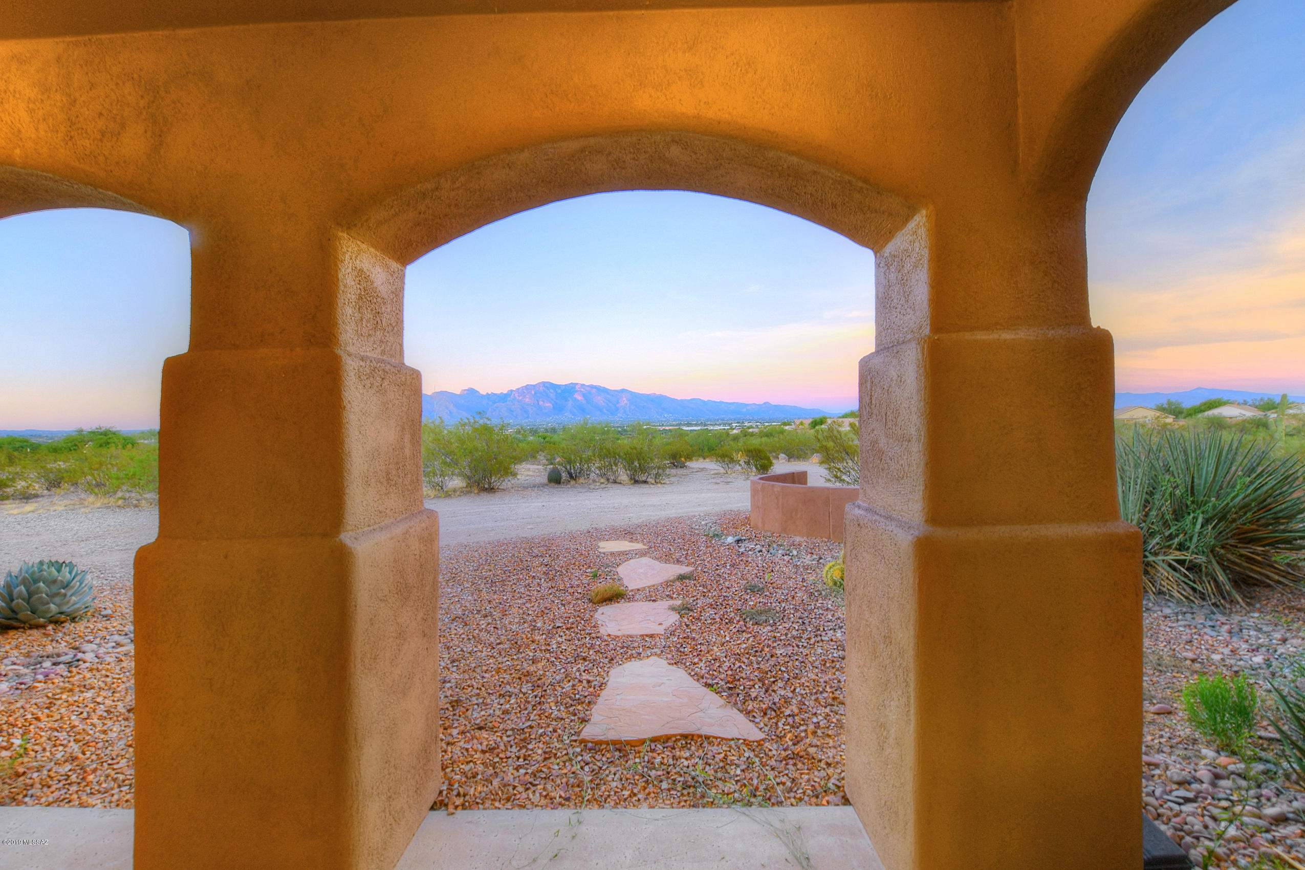 3553 North Grannen Road Tucson, AZ 85745 - Photo 5 of 40