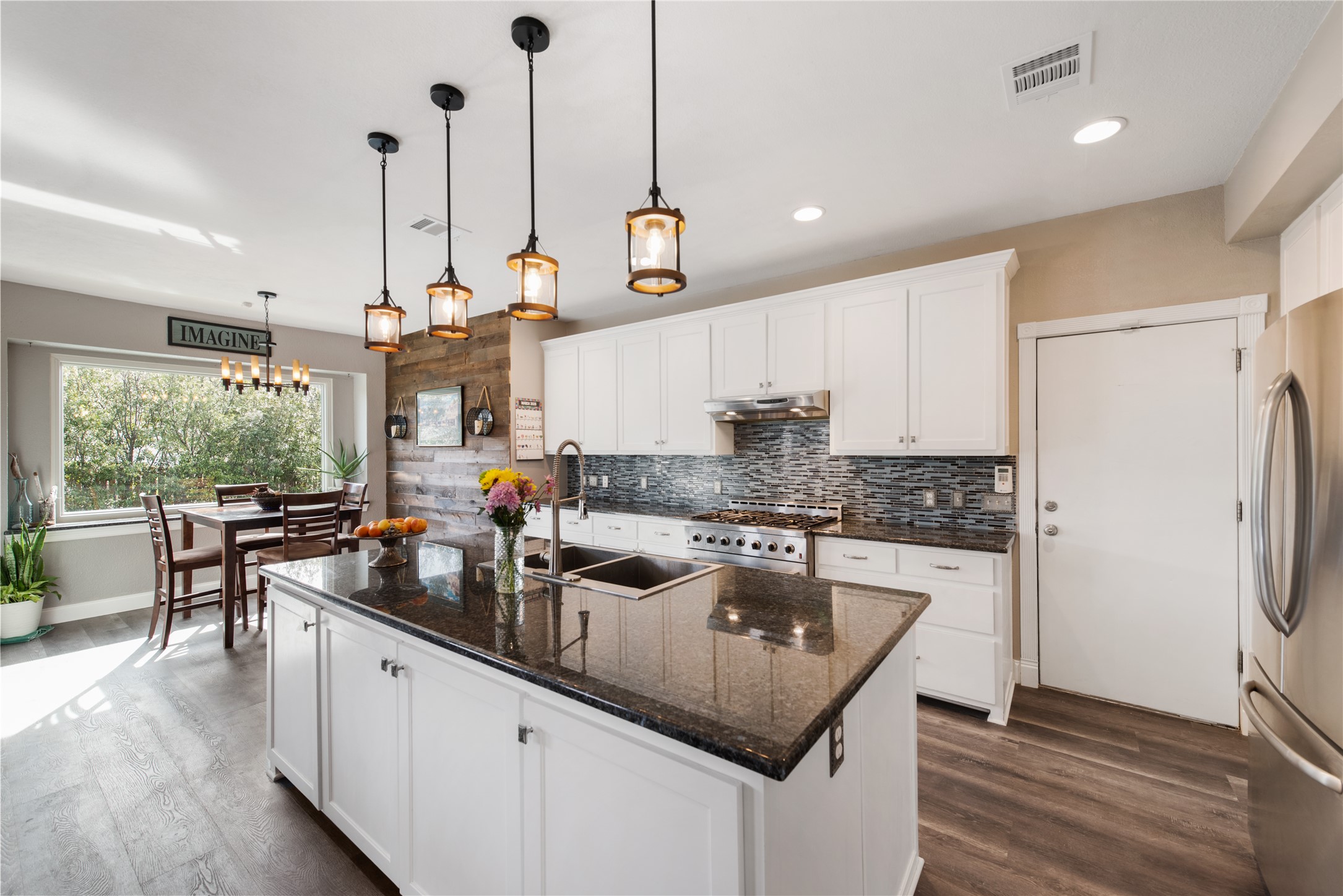 261 Tobin Drive Buda, TX 78610 - Photo 12 of 40