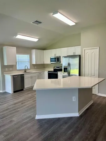 $2,450 | 705 Straw Lake Drive, Brandon, FL 33510