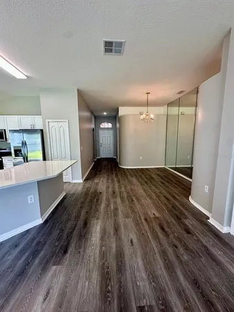 $2,450 | 705 Straw Lake Drive, Brandon, FL 33510