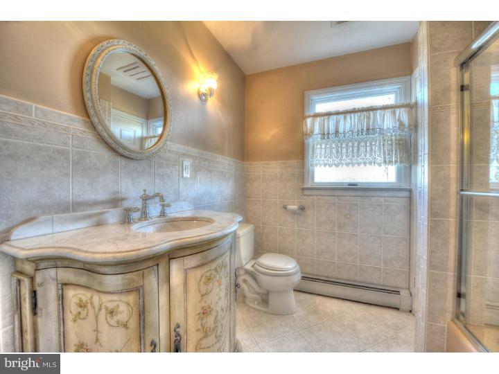 142 Meirs Road Cream Ridge, NJ 08514 - Photo 15 of 25 Bathroom