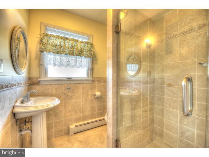 142 Meirs Road Cream Ridge, NJ 08514 - Photo 17 of 25 Bathroom