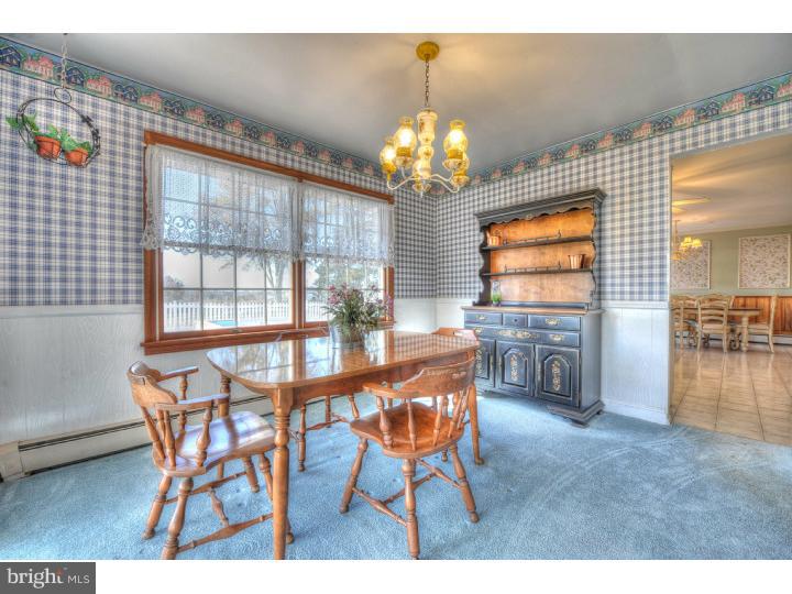 142 Meirs Road Cream Ridge, NJ 08514 - Photo 8 of 25 Dining Room