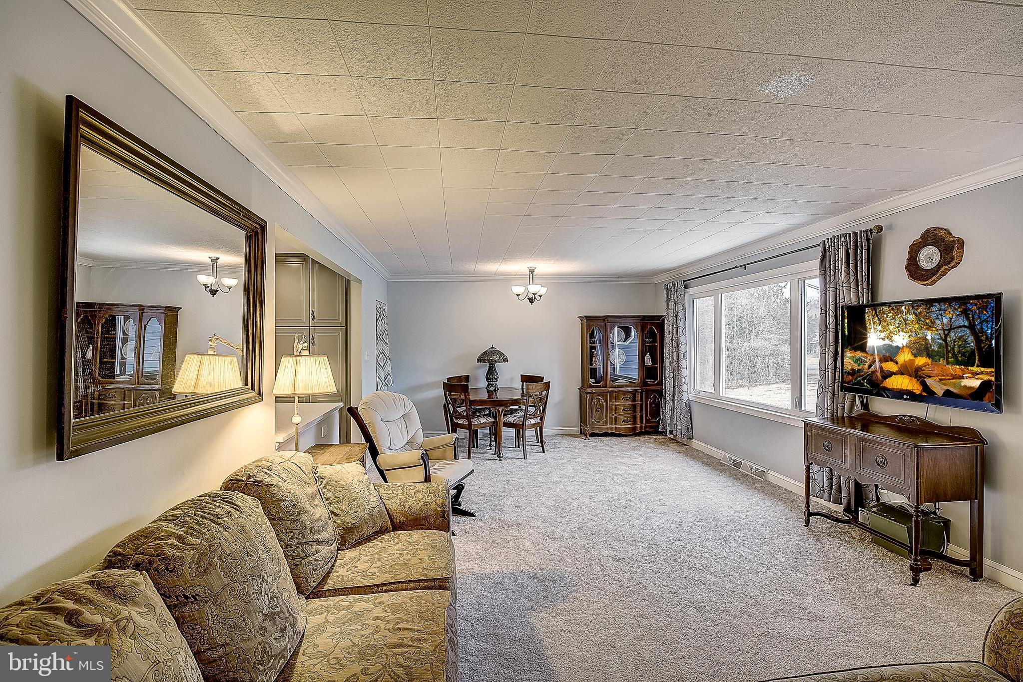 568 Ongs Hat Road Southampton, NJ 08088 - Photo 5 of 28 Gallery Image 5