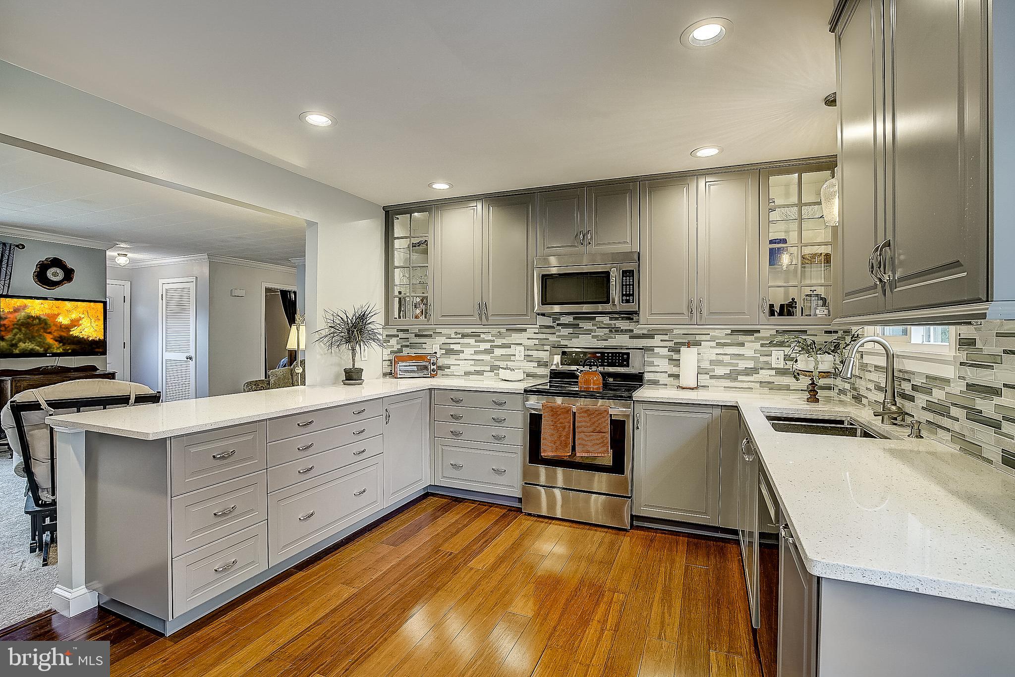 568 Ongs Hat Road Southampton, NJ 08088 - Photo 9 of 28 Gallery Image 9