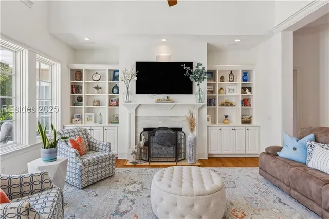 $1,595,000 | 8 Drayton Hall, Bluffton, SC 29910