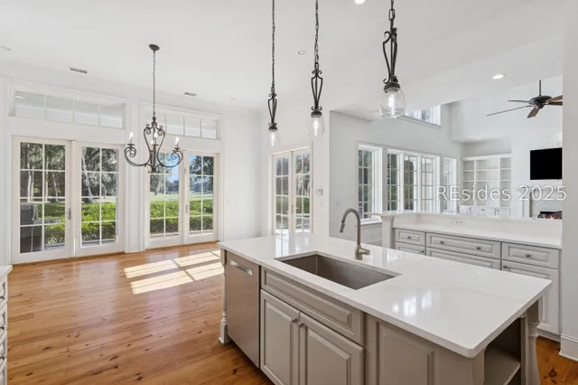 $1,560,000 | 8 Drayton Hall, Bluffton, SC 29910