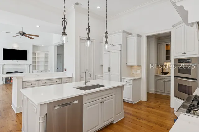 $1,560,000 | 8 Drayton Hall, Bluffton, SC 29910