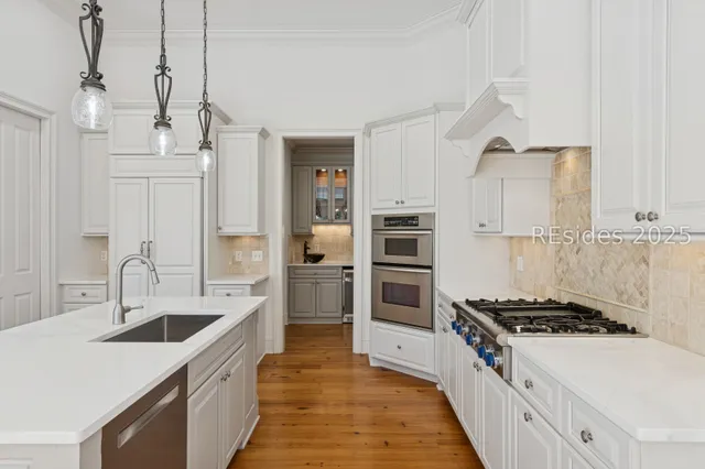 $1,560,000 | 8 Drayton Hall, Bluffton, SC 29910