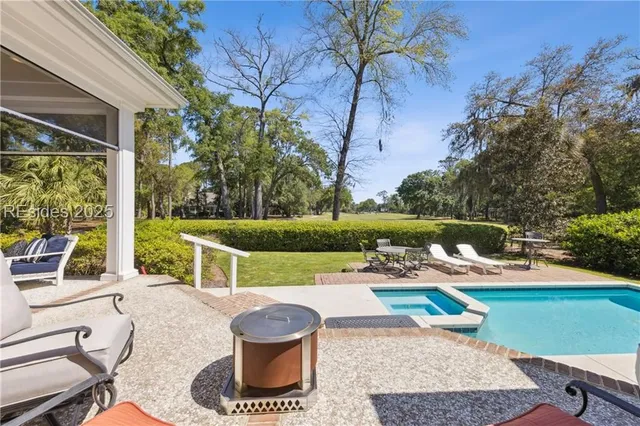 $1,560,000 | 8 Drayton Hall, Bluffton, SC 29910