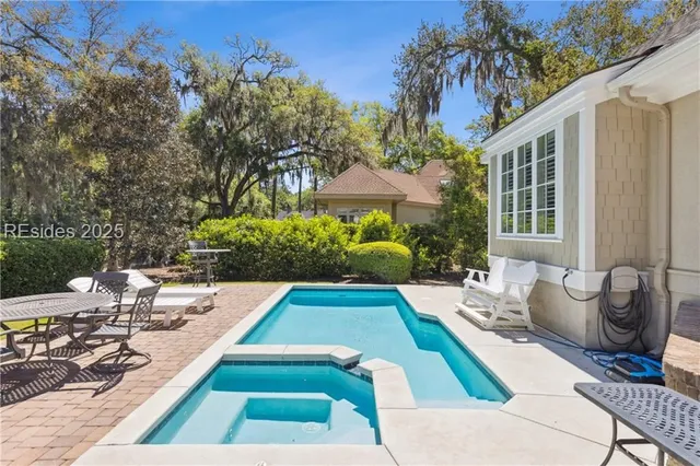 $1,560,000 | 8 Drayton Hall, Bluffton, SC 29910