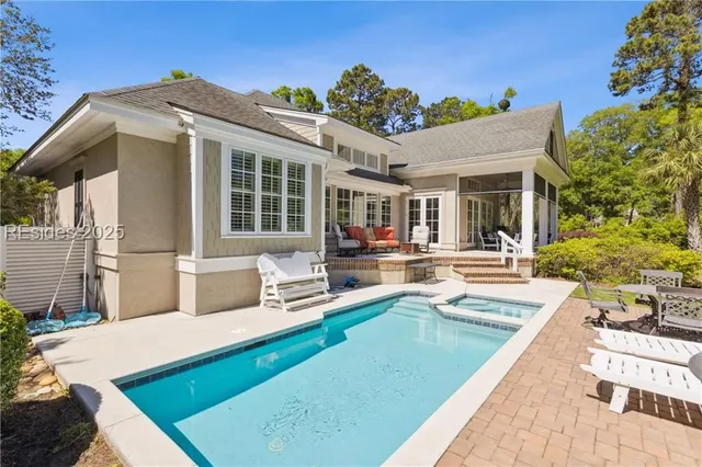 $1,560,000 | 8 Drayton Hall, Bluffton, SC 29910