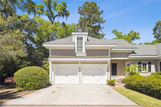 $1,595,000 | 8 Drayton Hall, Bluffton, SC 29910