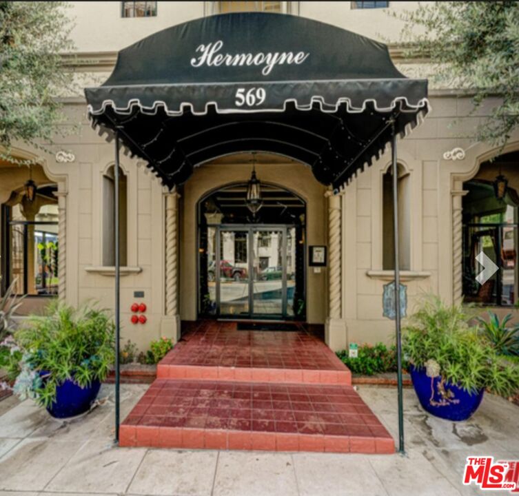 569 North Rossmore Ave Unit 601  