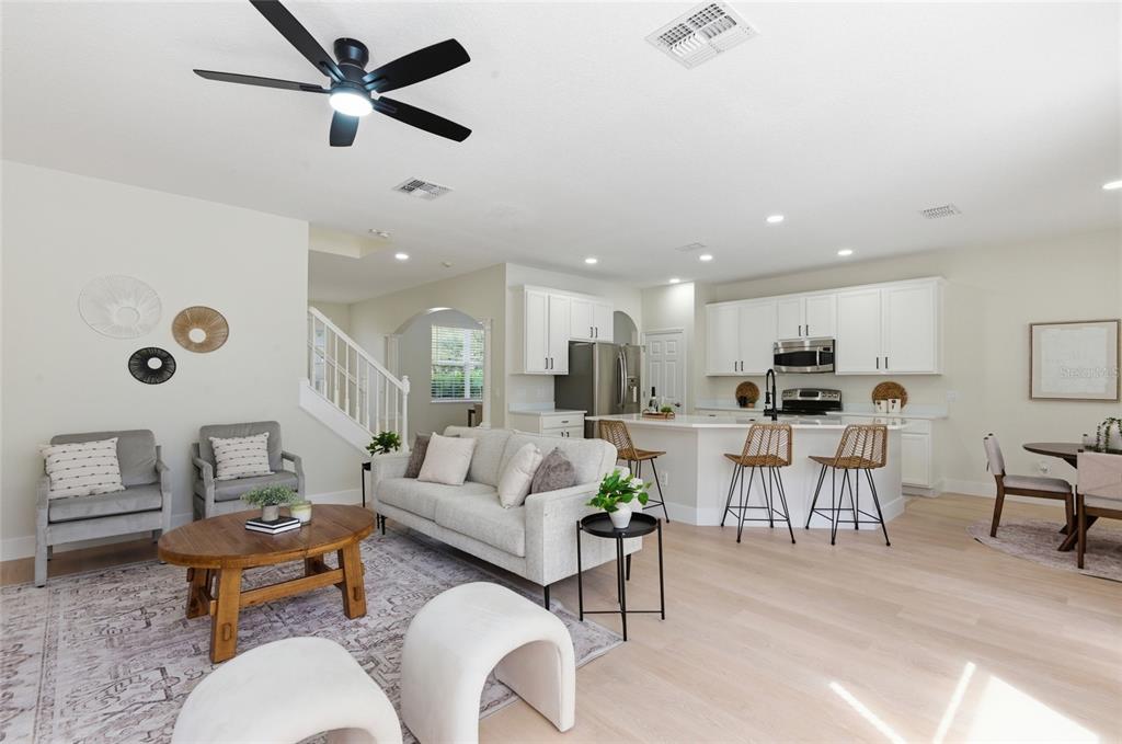 447 Spring River Drive Orlando, FL 32828 - Photo 3 of 29