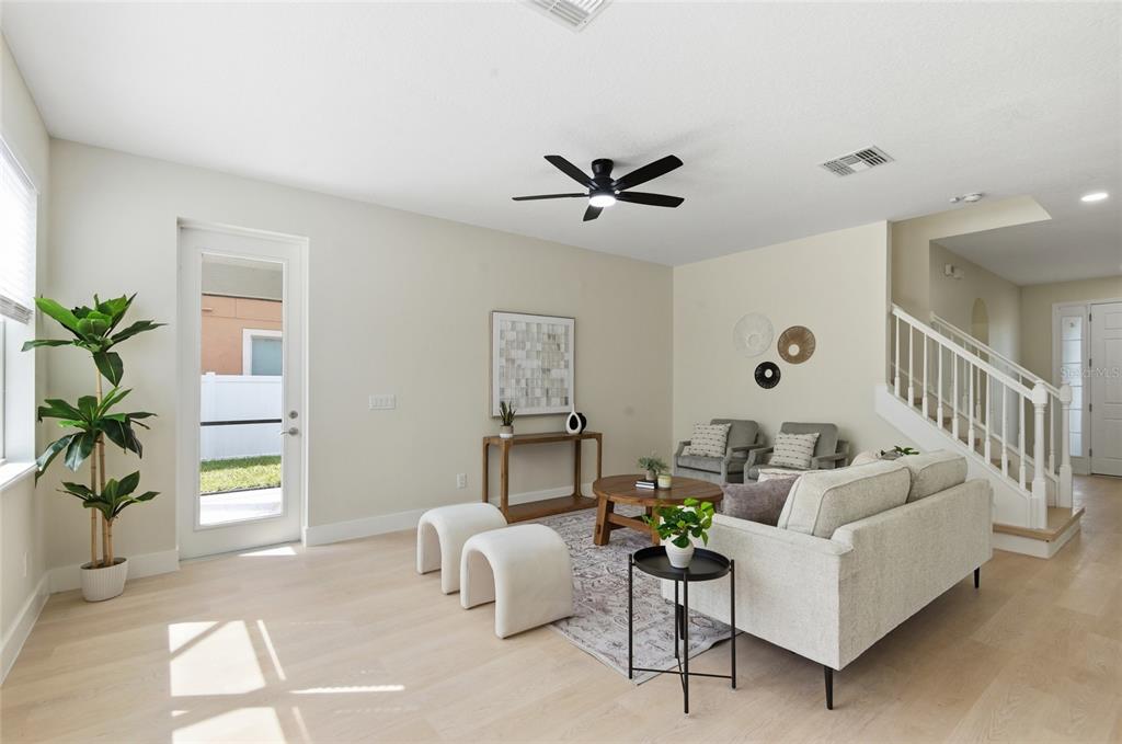 447 Spring River Drive Orlando, FL 32828 - Photo 4 of 29