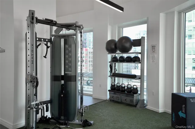 a view of entryway with livingroom