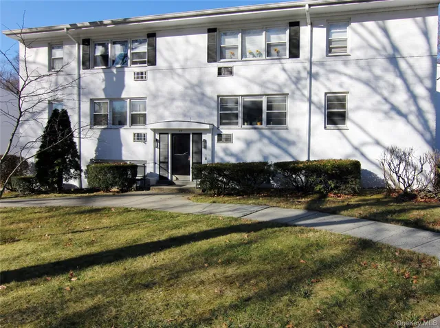 $450,000 | 39 Avon Circle, Unit B, Rye Brook, NY 10573