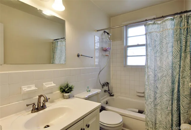 $450,000 | 39 Avon Circle, Unit B, Rye Brook, NY 10573