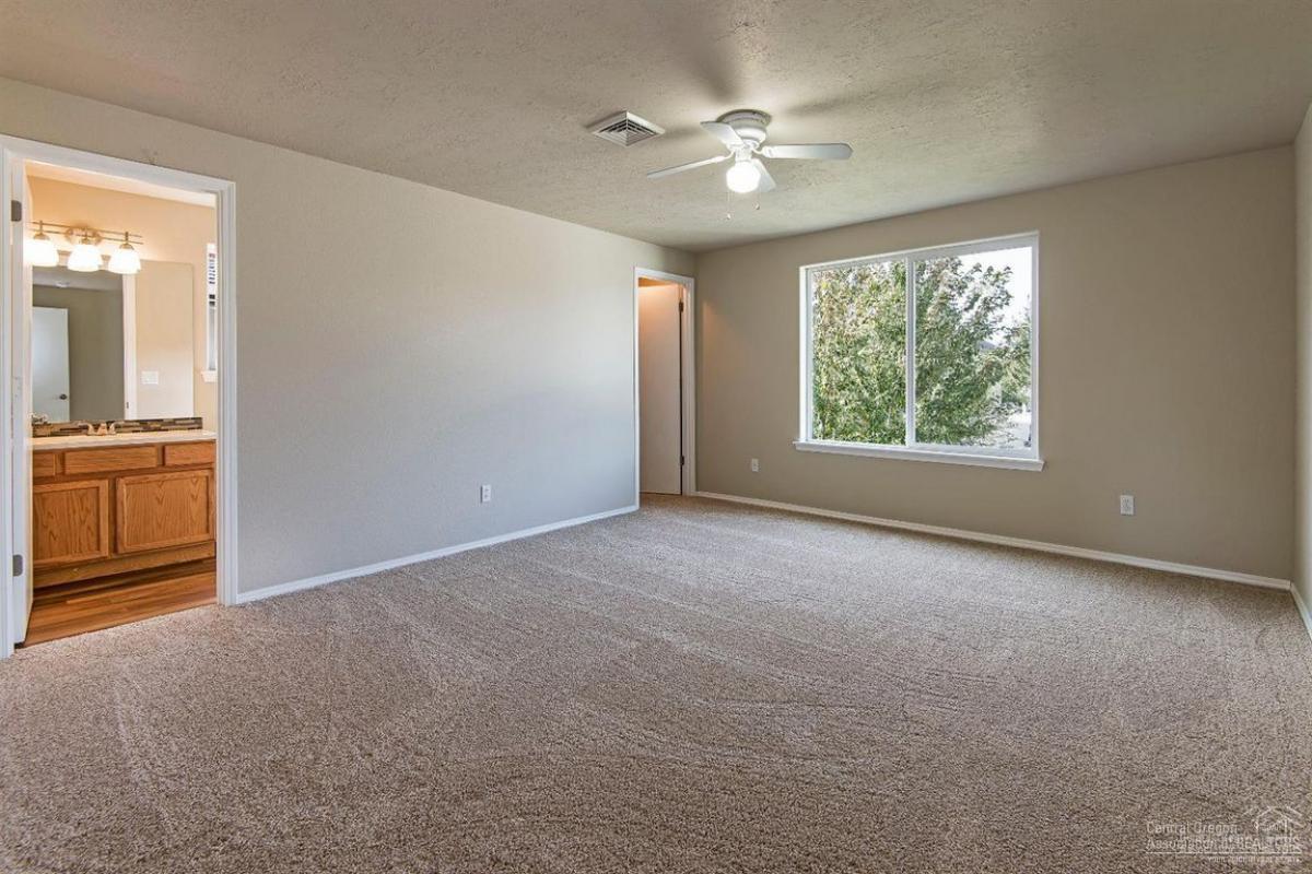 2233 Southwest 22nd Street Redmond, OR 97756 - Photo 13 of 22 Additional Photo