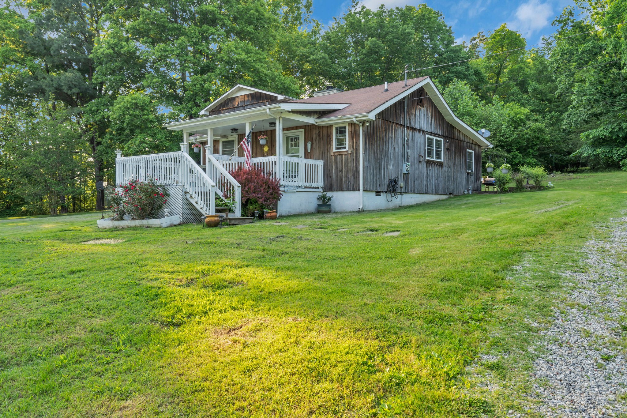 5070 Watkins Ford Road Southside, TN 37171 - Photo 1 of 44 Gallery Image 1