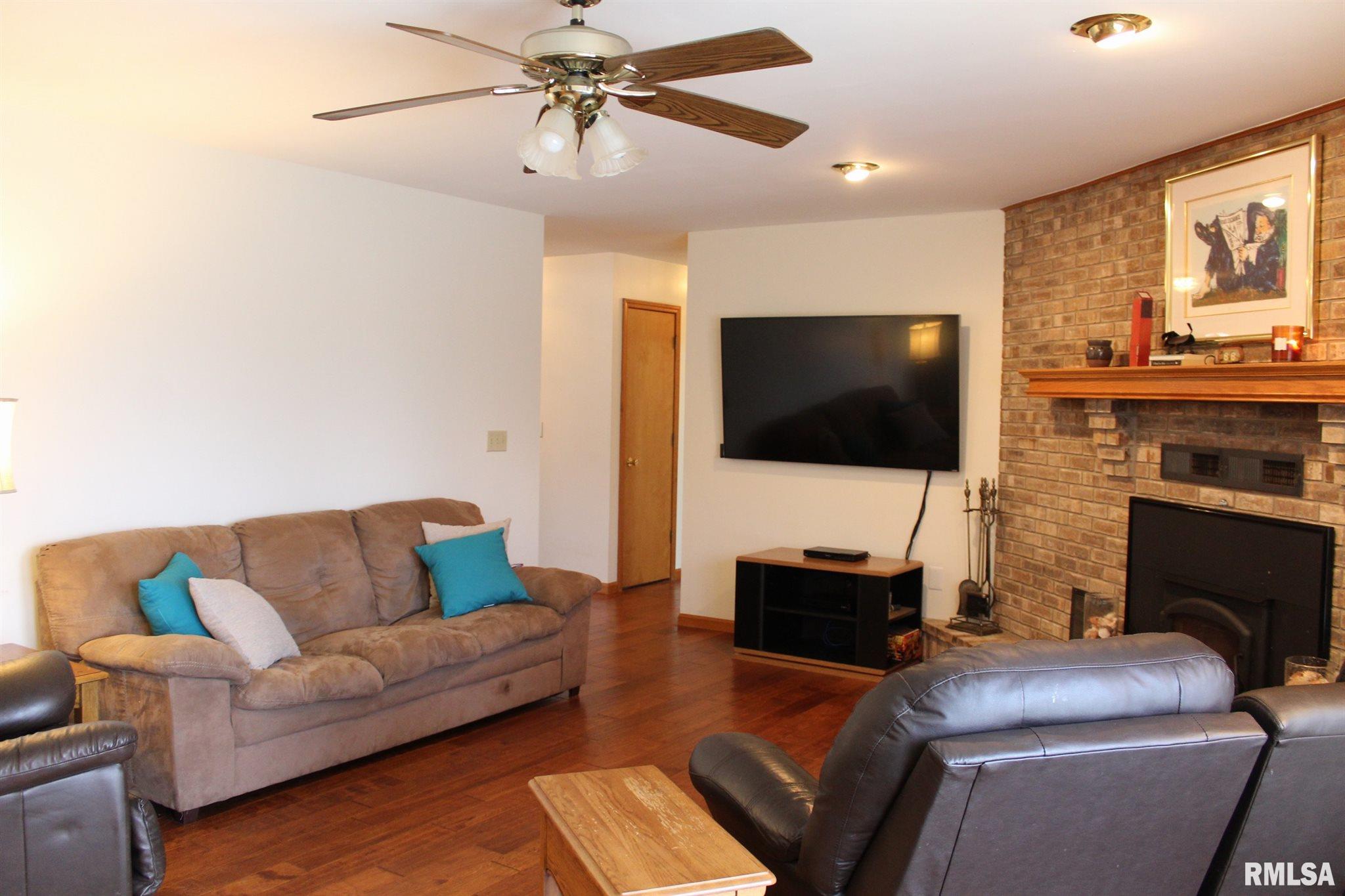 482 North Dogwood Ridge Road Carbondale, IL 62902 - Photo 11 of 32 Gallery Image 11