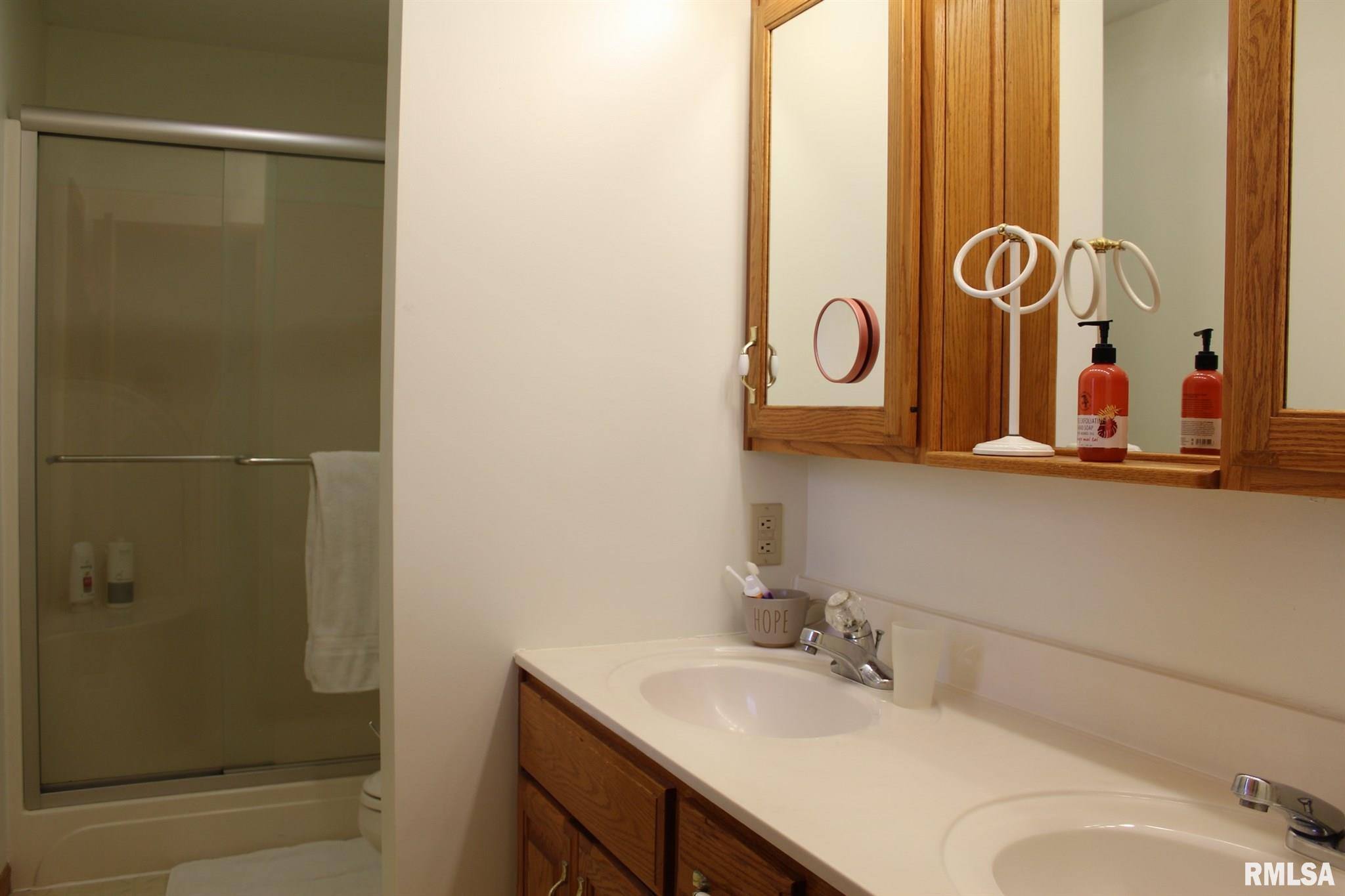 482 North Dogwood Ridge Road Carbondale, IL 62902 - Photo 16 of 32 Gallery Image 16