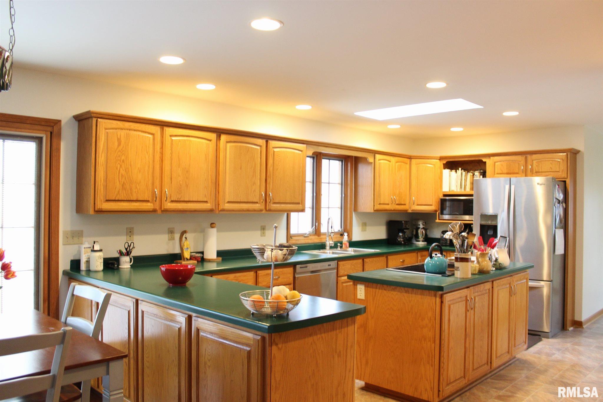 482 North Dogwood Ridge Road Carbondale, IL 62902 - Photo 4 of 32 Gallery Image 4