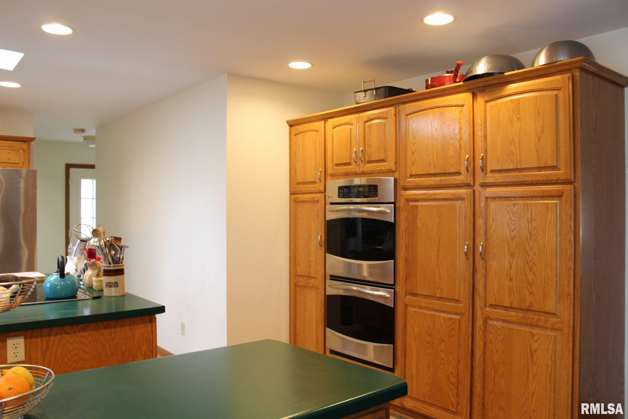 482 North Dogwood Ridge Road Carbondale, IL 62902 - Photo 8 of 32 Gallery Image 8