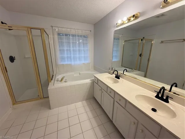 $2,400 | 4210 Shoal Creek Drive, Greensboro, NC 27410