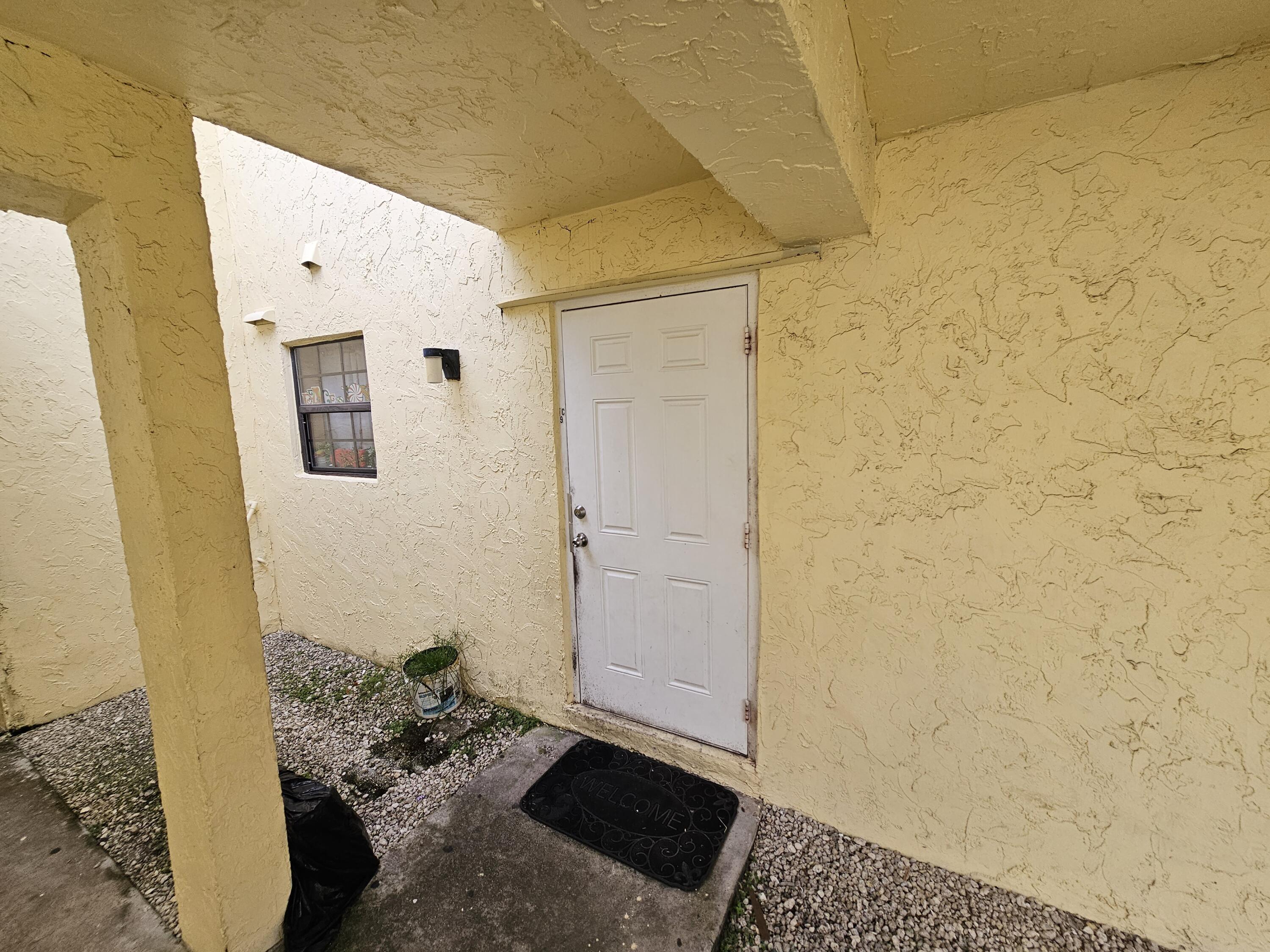 2307 Linton Ridge Circle, Unit C9 Delray Beach, FL 33444 - Photo 3 of 3 Front Door