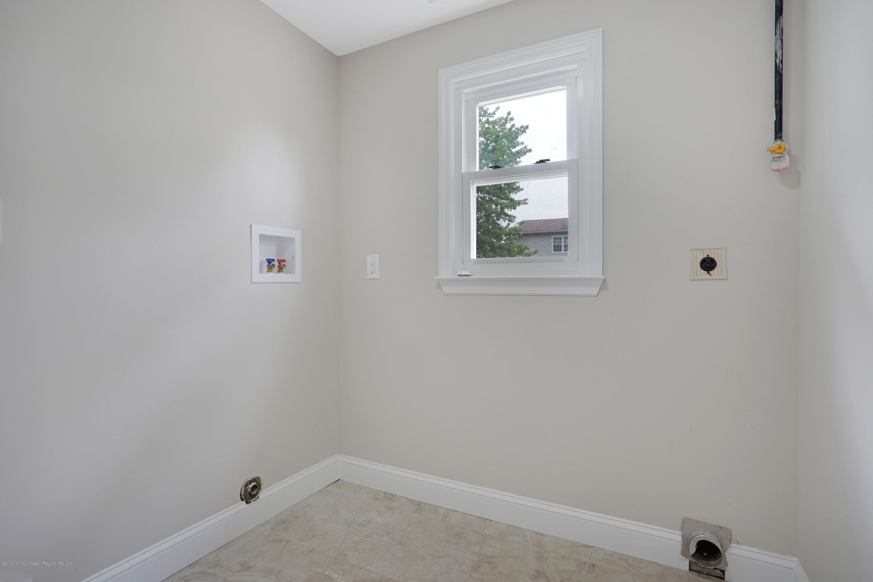 127 Queen Ann Road Brick, NJ 08723 - Photo 27 of 32 Laundry Room