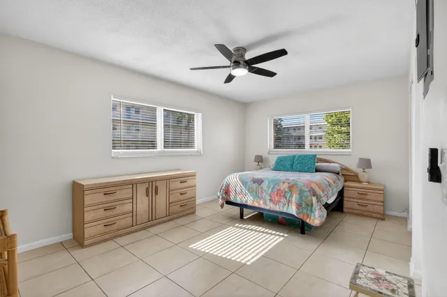 $135,000 | 2615 Northeast 1st Court, Unit 201, Boynton Beach, FL 33435