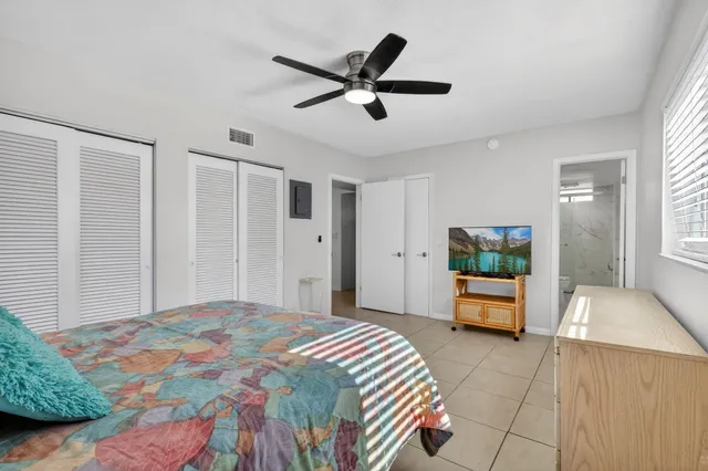 $135,000 | 2615 Northeast 1st Court, Unit 201, Boynton Beach, FL 33435