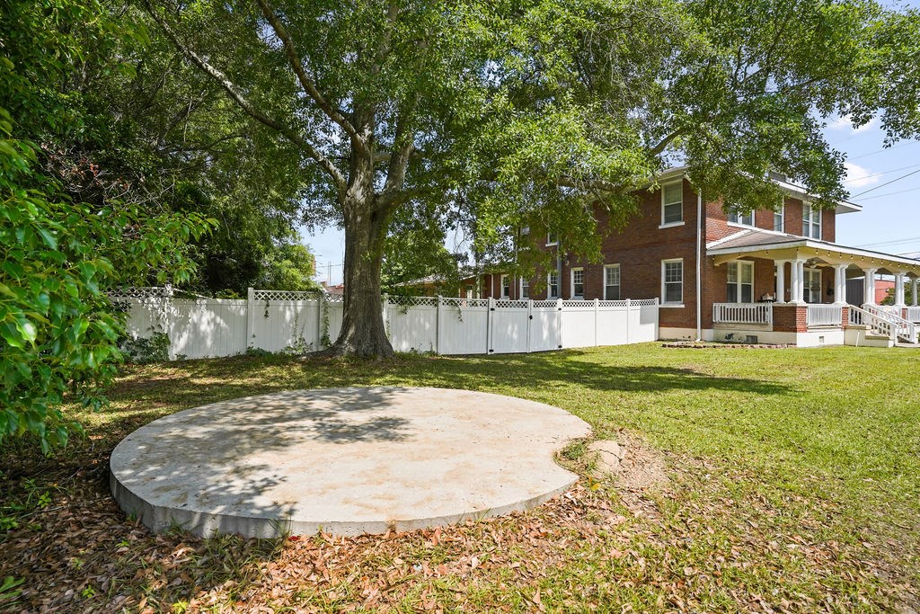307 South Academy Street Geneva, AL 36340 - Photo 73 of 76