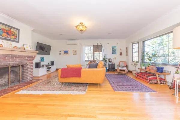 $4,000 | 1911 Geddes Avenue, Ann Arbor, MI 48104