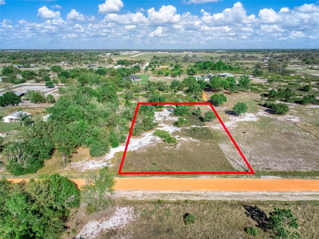 523 South Dickey Road Avon Park, FL 33825 - Photo 5 of 10 a view of outdoor space basket ball court