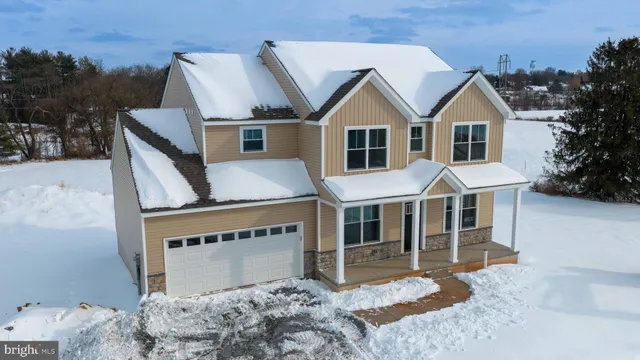 $516,672 | 3847 Country Drive, Dover, PA 17315