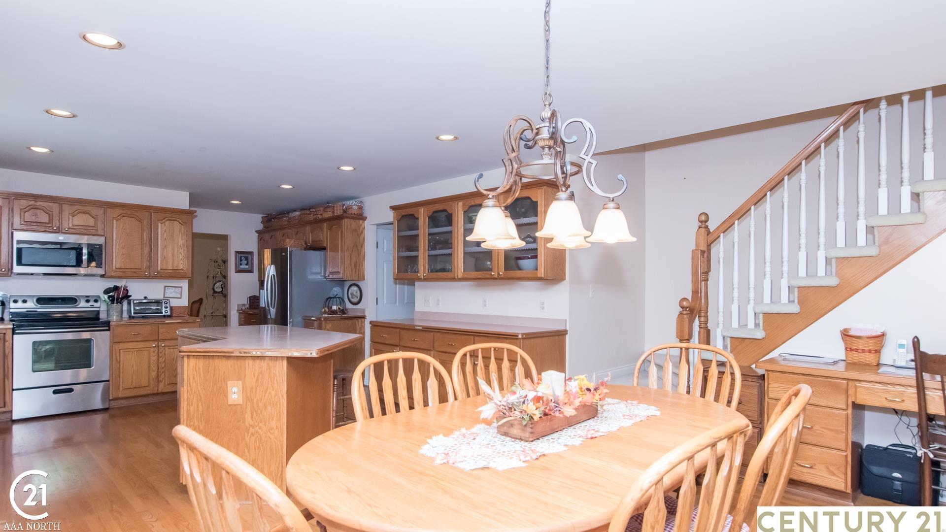 396 Oakbridge Drive Rochester, MI 48306 - Photo 42 of 99