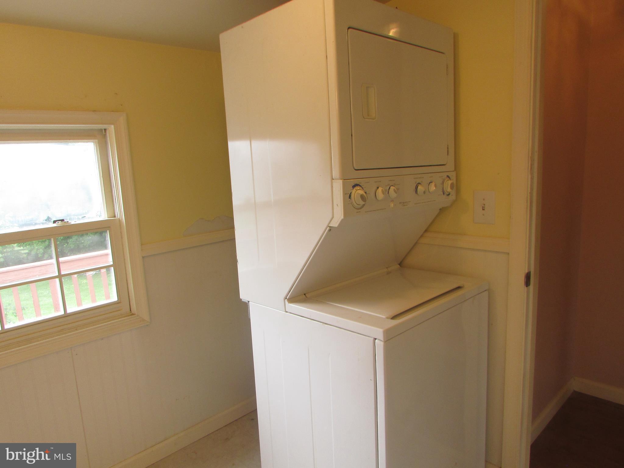 2632 Marston Road New Windsor, MD 21776 - Photo 21 of 30 Washer and dryer in large full bath