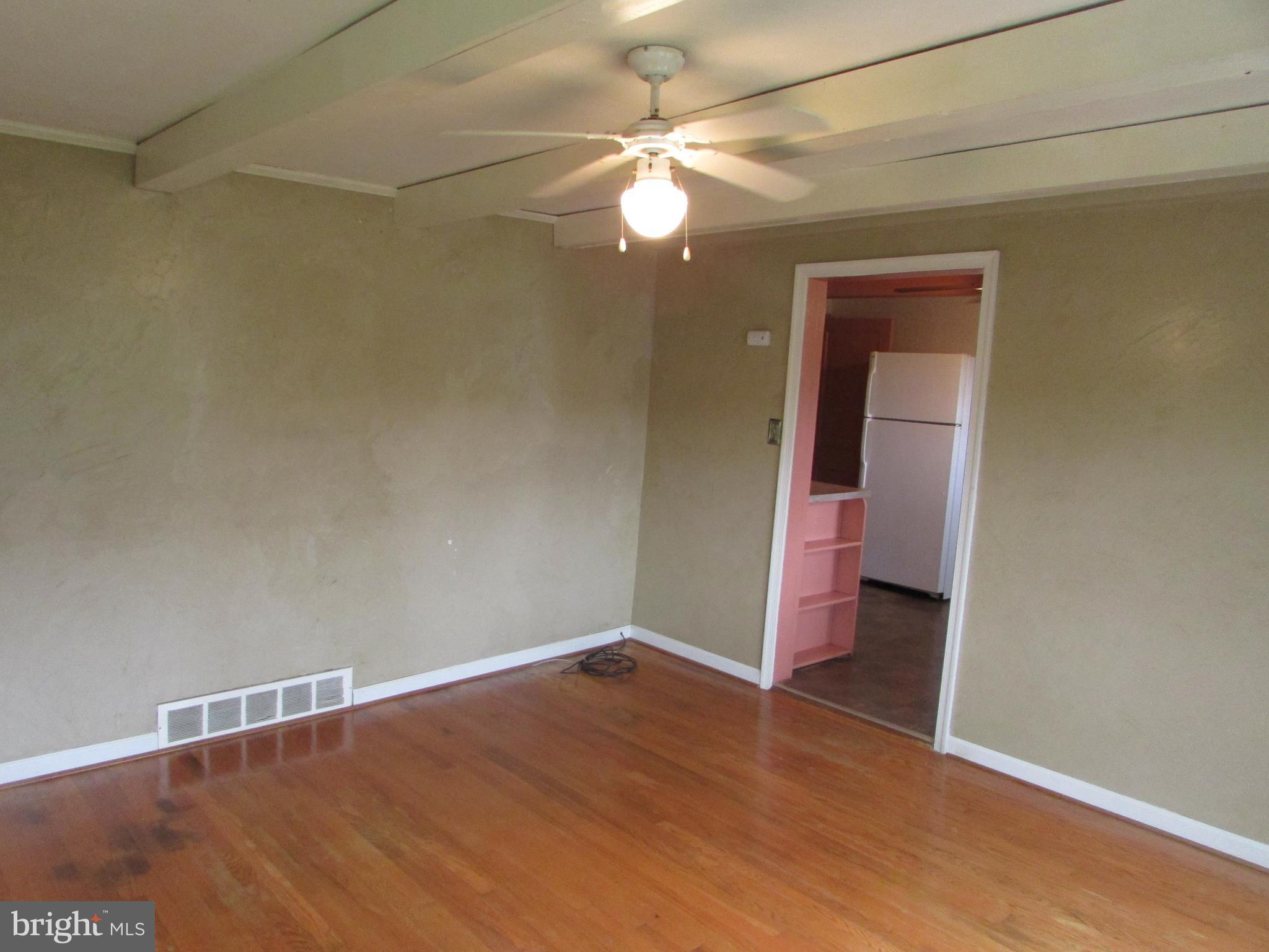 2632 Marston Road New Windsor, MD 21776 - Photo 8 of 30 Dining room