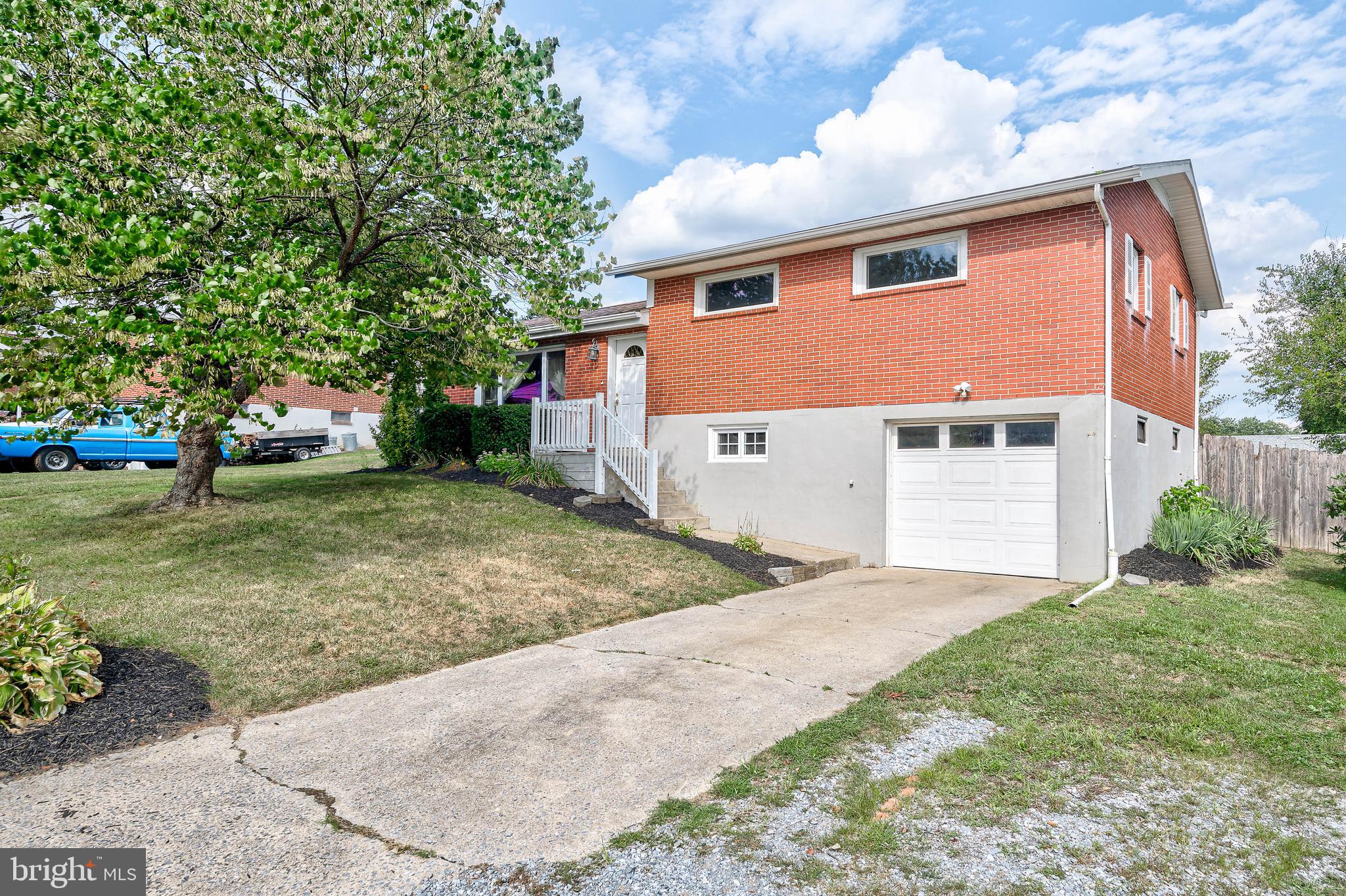 1421 Riegle Road Harrisburg, PA 17112 - Photo 1 of 27 Gallery Image 1