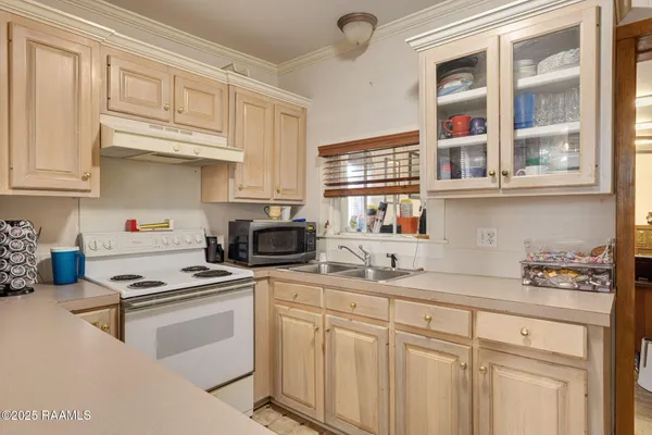 $210,000 | 210 North Washington Street, Abbeville, LA 70510