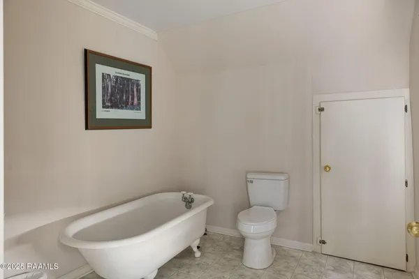 $210,000 | 210 North Washington Street, Abbeville, LA 70510