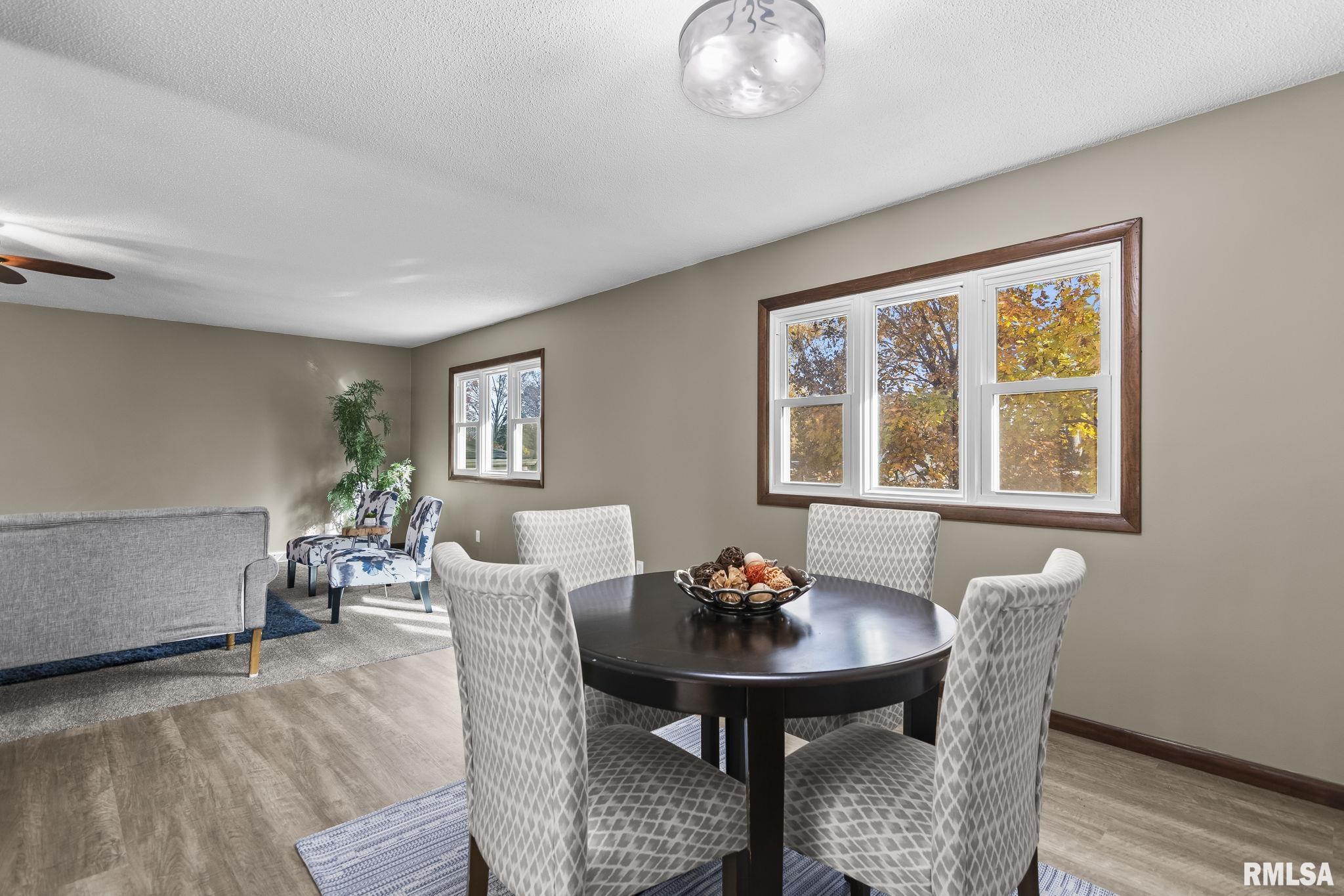 308 Oxford Road Springfield, IL 62704 - Photo 8 of 46