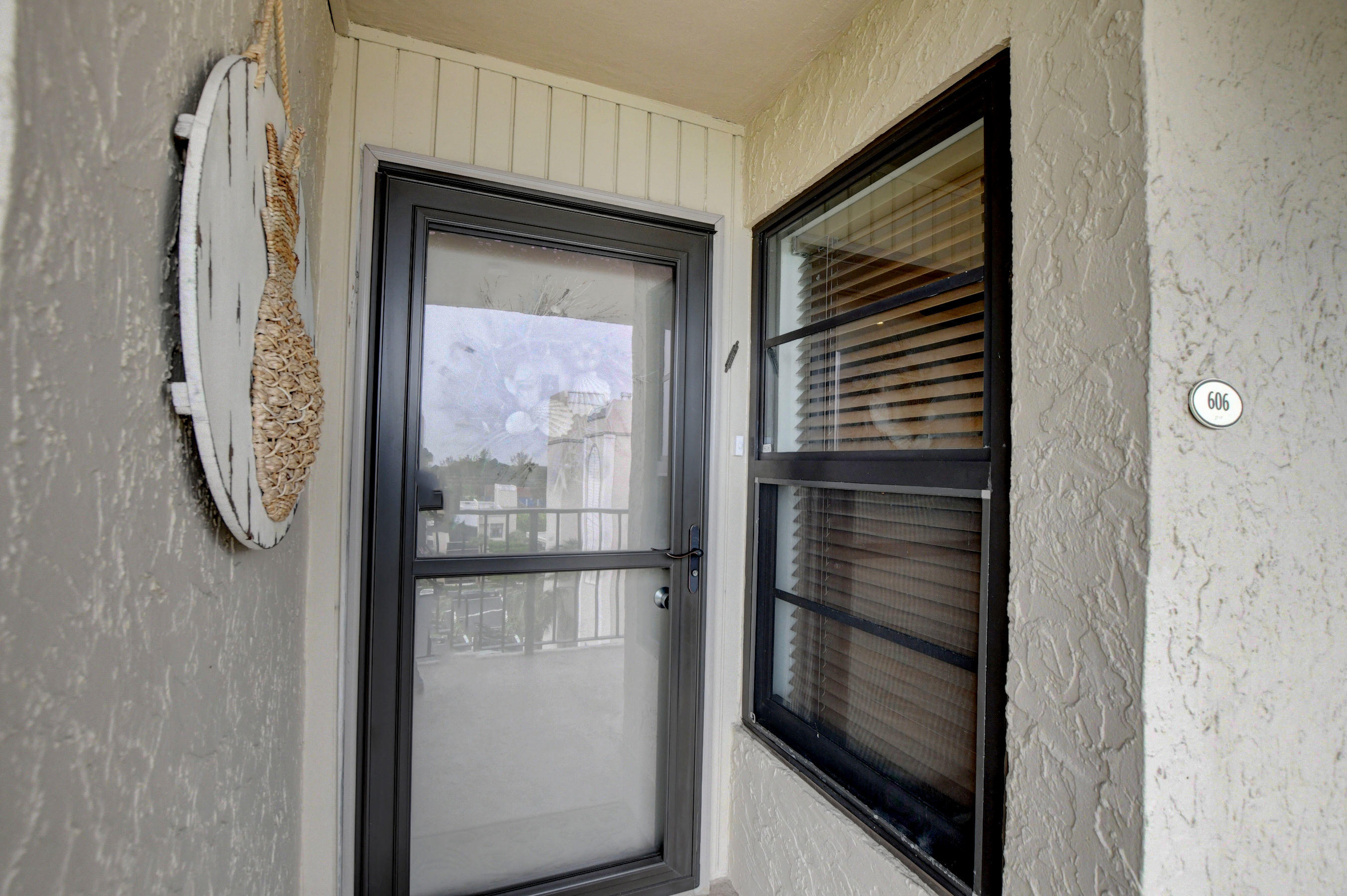 14 Royal Palm Way, Unit 6060 Boca Raton, FL 33432 - Photo 38 of 54 07_ebf_5657and4more