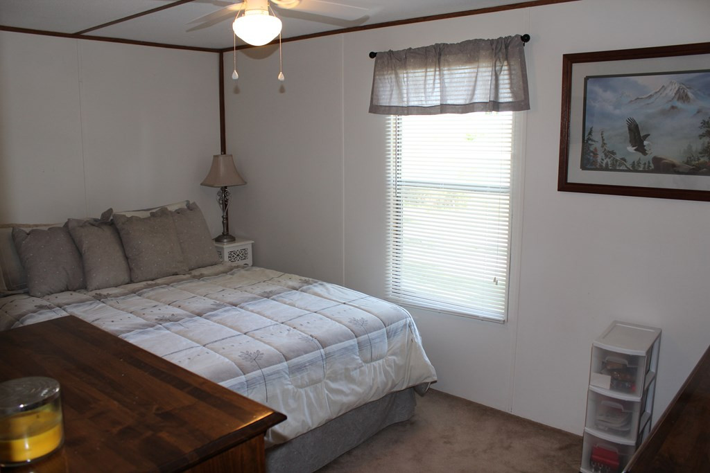 210 Mills Loop Road Mount Olive, NC 28365 - Photo 15 of 24 Gallery Image 15